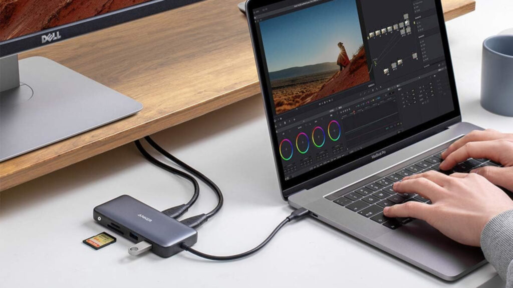 This 8-port Anker USB-C hub adds dual 4K HDMI to your laptop for $40