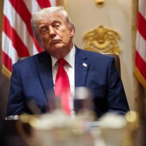 U.S., Iran in fresh clashes amid peace talks