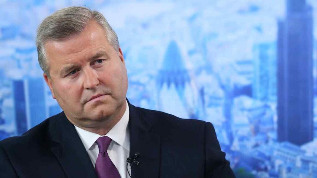 Several BP shareholders found ousted chair ‘challenging’