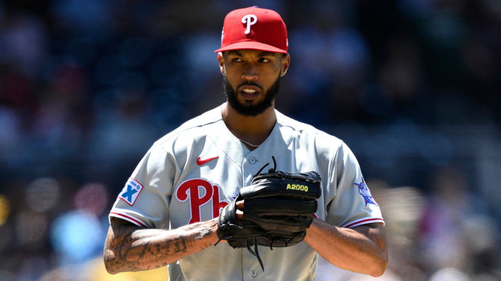 NL Cy Young odds, prediction: Incredible race has current top six that doesn’t even include Paul Skenes