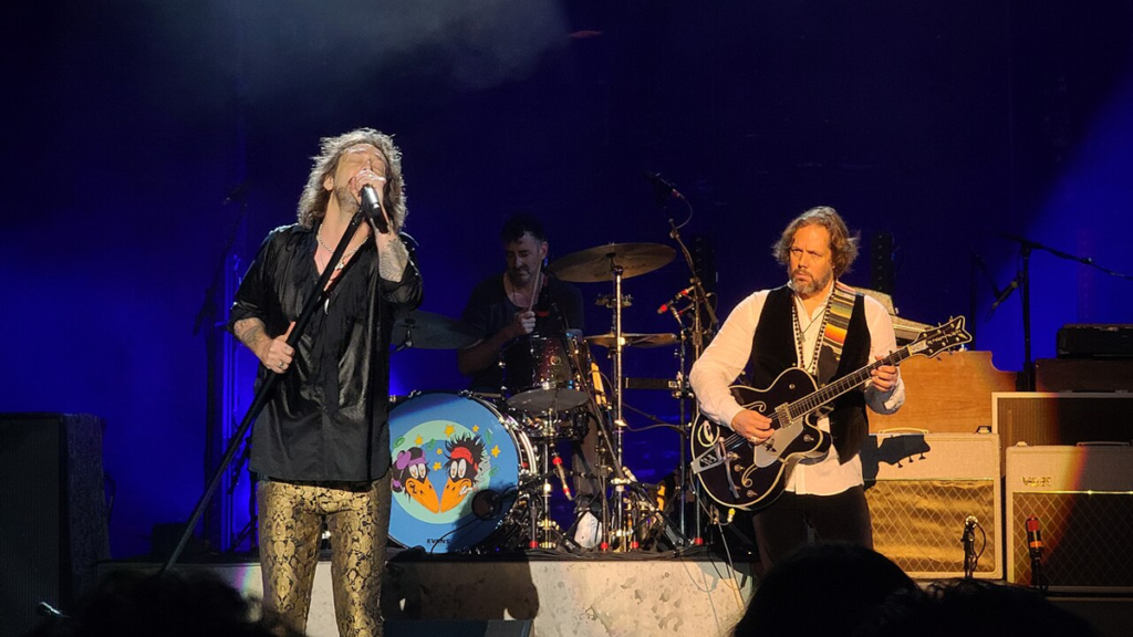 Black Crowes Singer Spars with Fans Over ‘USA’ Chants