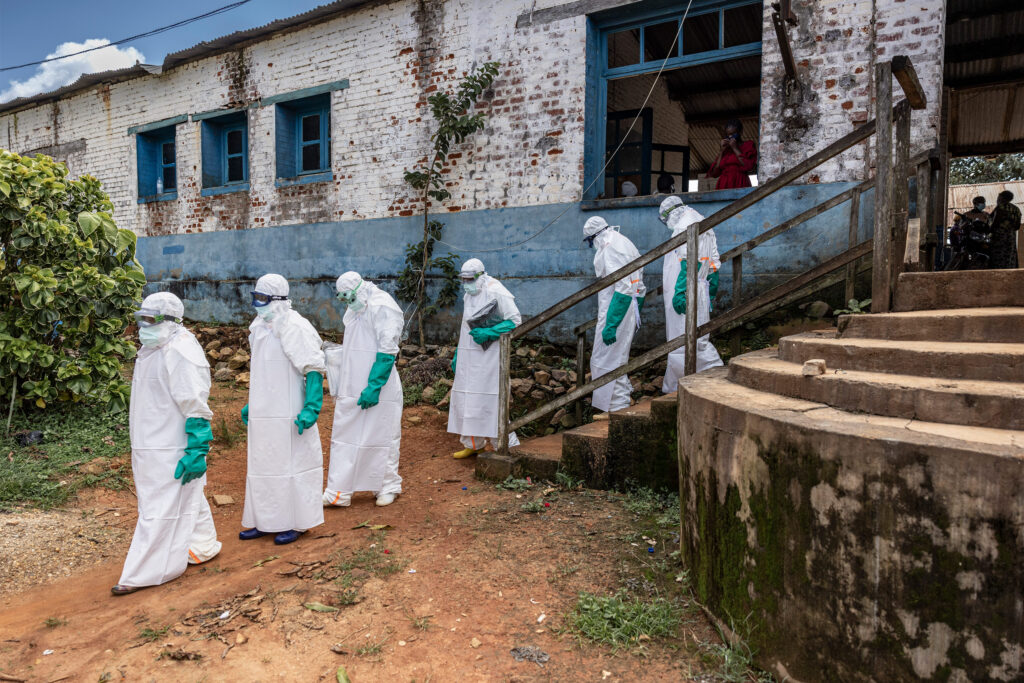 ‘We Live With Fear’: In Congo, Doctors Face Ebola With Little Protection