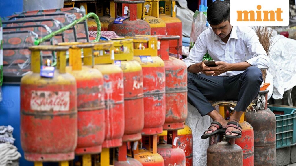 LPG price today — 6 June: How costly is commercial and domestic cylinder in Delhi, Bengaluru, Mumbai, Kolkata, Chennai