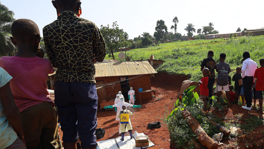 CDC Sees 10,000 Ebola Deaths Among Possible Outbreak Scenarios