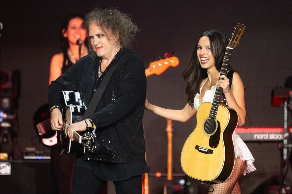 Olivia Rodrigo Debuts ‘What’s Wrong With Me’ With The Cure’s Robert Smith at Primavera Sound Olivia Rodrigo Debuts ‘What’s Wrong With Me’ With The Cure’s Robert Smith at Primavera Sound