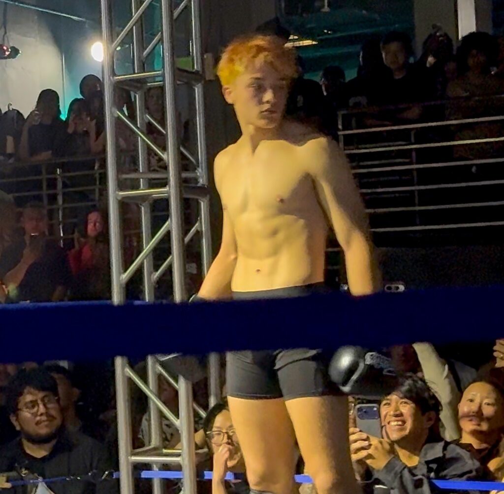 Knox Jolie-Pitt, 17, channels dad Brad Pitt’s ‘Fight Club’ energy in Muay Thai showdown Knox Jolie-Pitt, 17, channels dad Brad Pitt’s ‘Fight Club’ energy in Muay Thai showdown