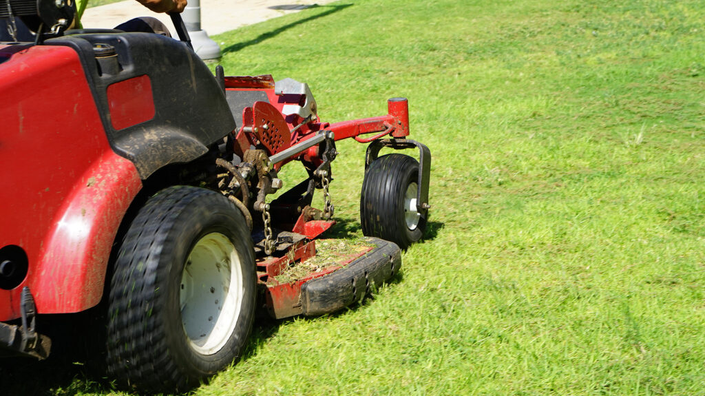 4 Dangerous Mistakes People Make When Using Their Lawn Mowers