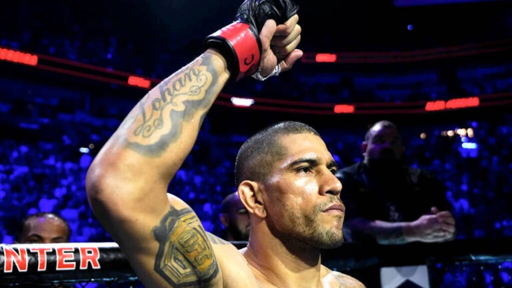 Watch Alex Pereira brutally knockout Jiri Prochazka | Full Fight Video