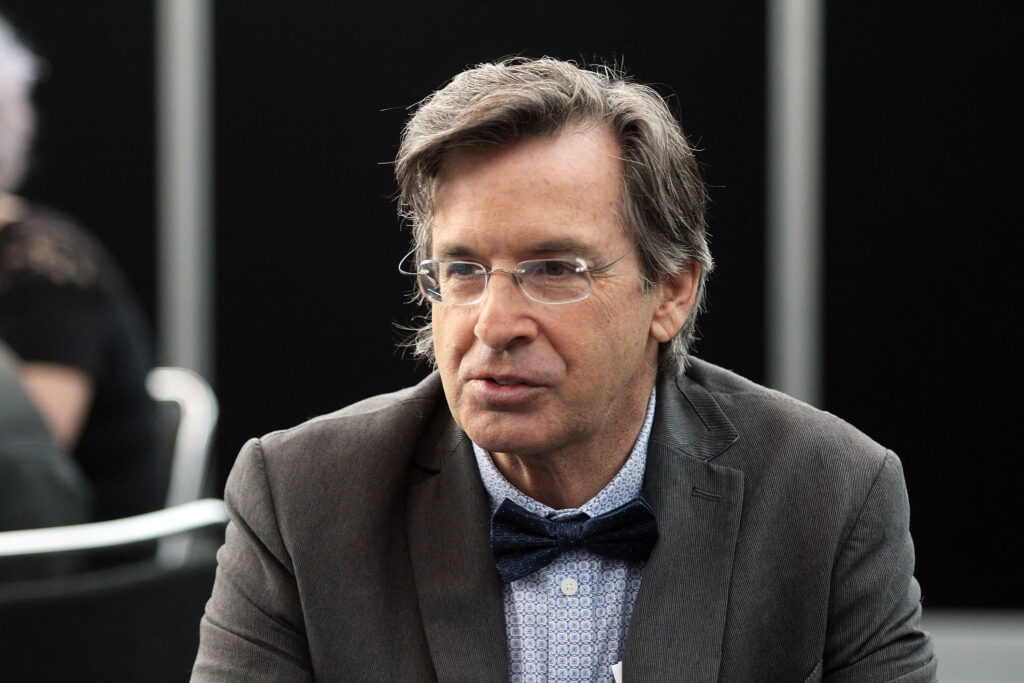 ‘Lizzie McGuire’ star Robert Carradine checked into a psychiatric hospital shortly before his tragic death ‘Lizzie McGuire’ star Robert Carradine checked into a psychiatric hospital shortly before his tragic death