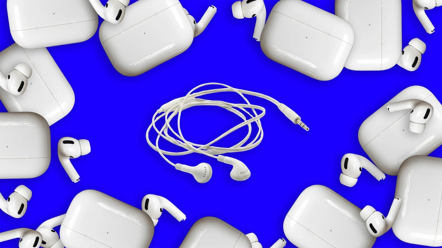 Wired Headphones Are Hot Right Now—These Factors Are Driving the Comeback