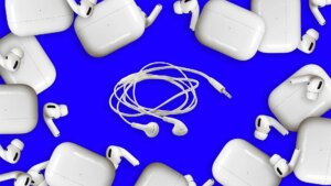 Wired Headphones Are Hot Right Now—These Factors Are Driving the Comeback