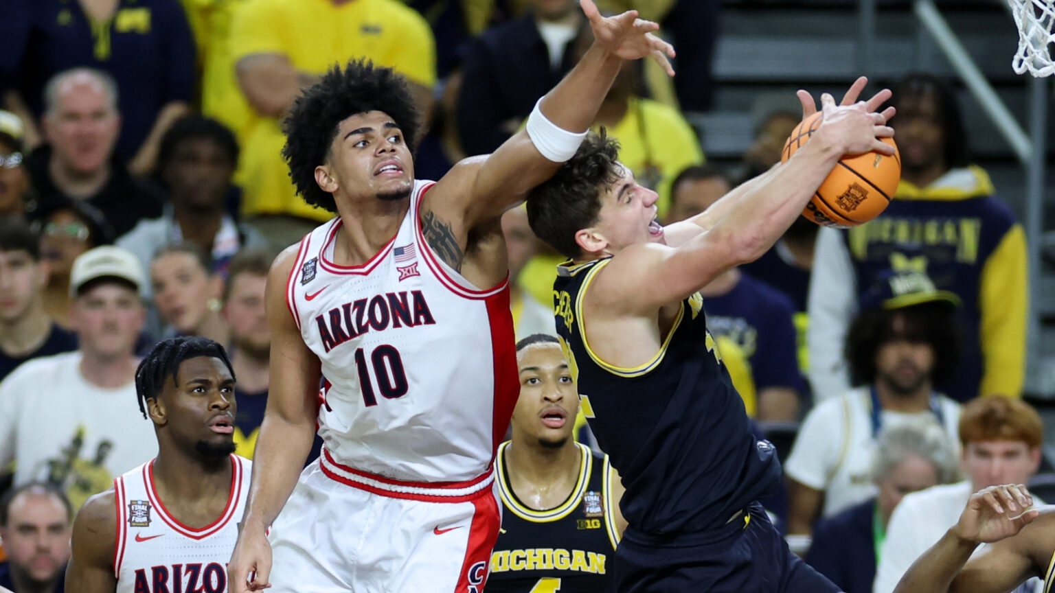 Suns to acquire No. 30 pick Koa Peat from Knicks