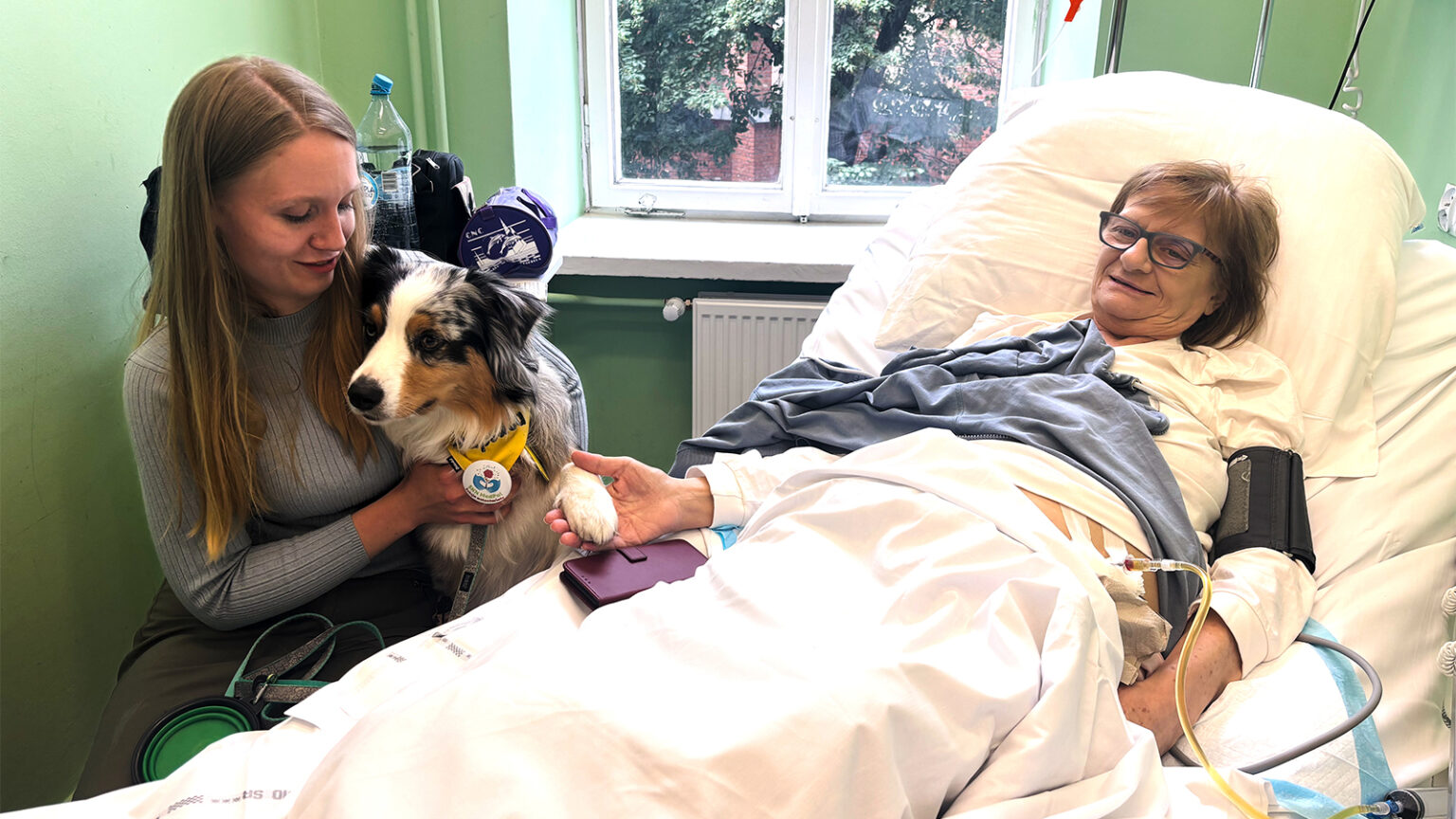 A Cancer Patient’s Cats Inspired a Push for Pets in Hospice Wards