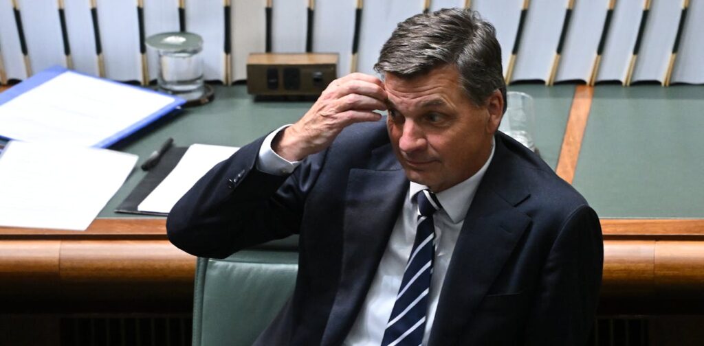 Two new polls show drop in support for the Liberals and One Nation