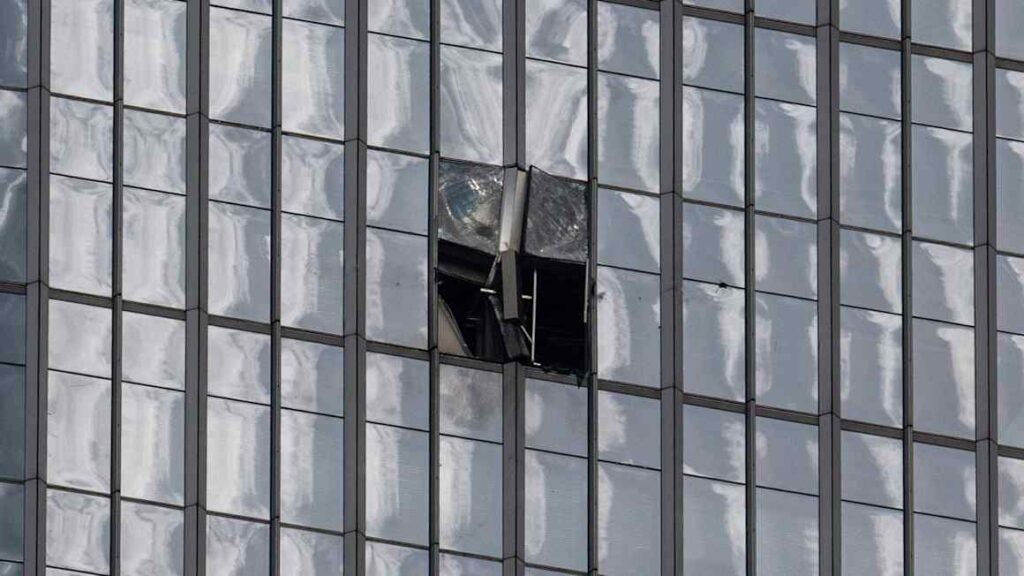China grounds light aircraft after Beijing tower crash