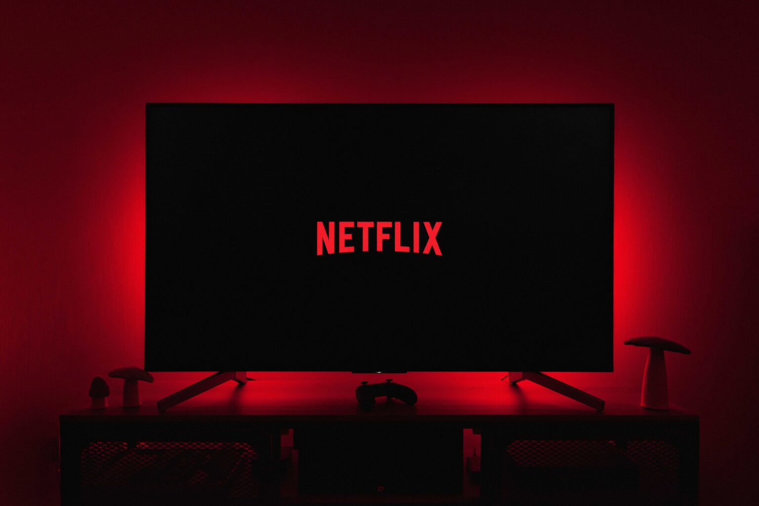 Netflix is forcing users to link profiles to separate email addresses