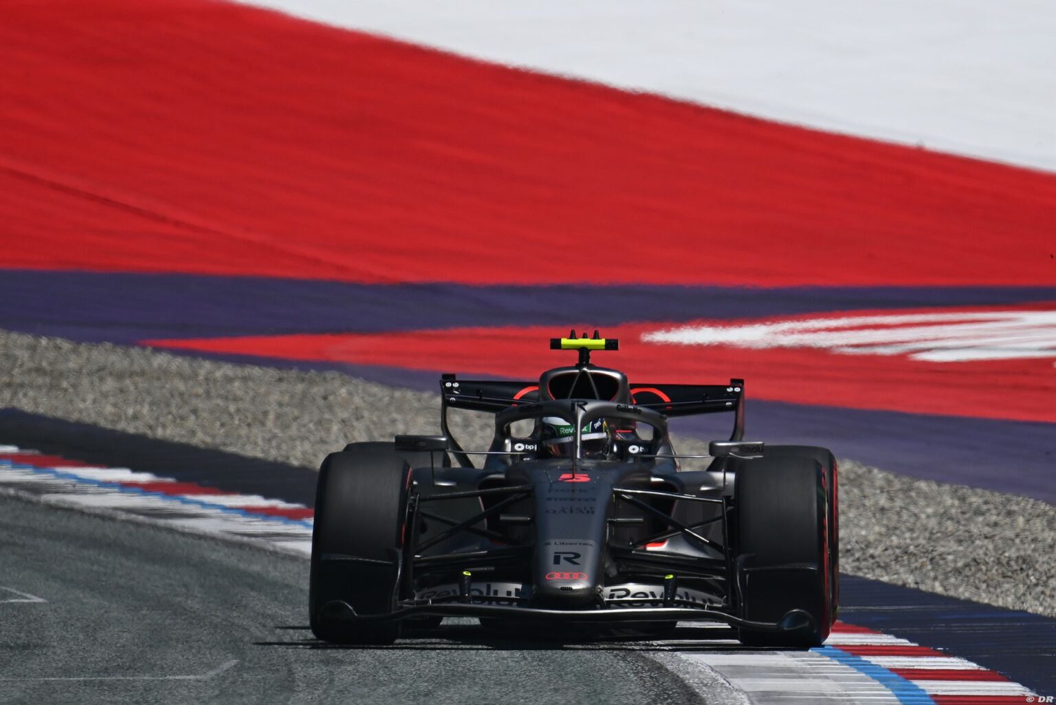 McNish calme l’optimisme de Bortoleto sur le potentiel de l’Audi McNish calme l’optimisme de Bortoleto sur le potentiel de l’Audi