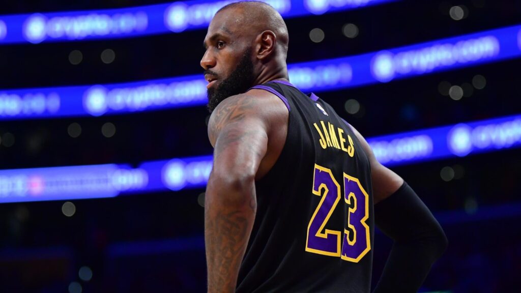 LeBron James next team predictions: Four-time MVP expected to return to Cleveland after Lakers exit