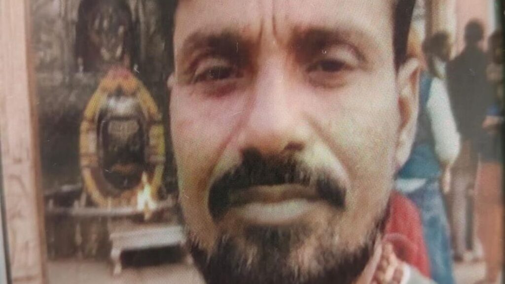 Agra woman arrested after husband’s body found buried beneath bathroom floor Agra woman arrested after husband’s body found buried beneath bathroom floor