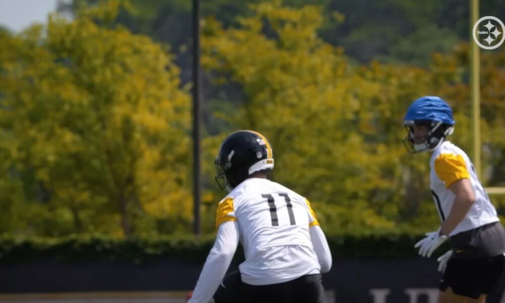 Analyst Wonders If Steelers Have ‘Most Physical Offense In The AFC’ Analyst Wonders If Steelers Have ‘Most Physical Offense In The AFC’