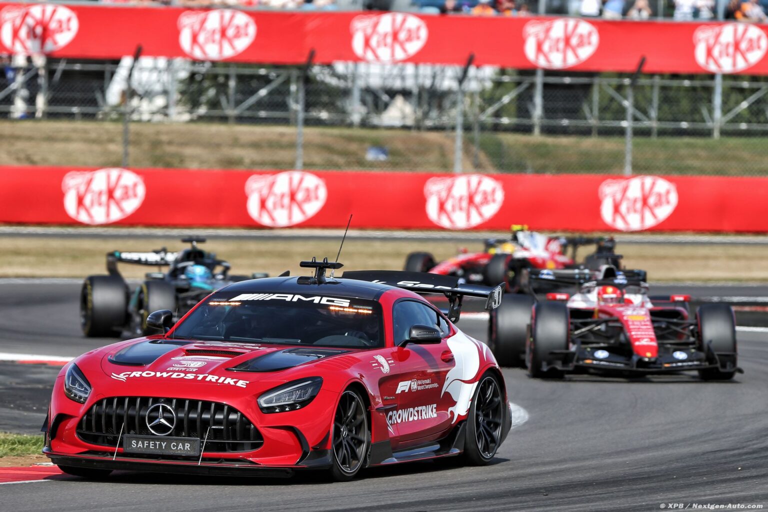 La F1 aurait-elle dû donner la priorité au ‘spectacle’ en fin de course ? La F1 aurait-elle dû donner la priorité au ‘spectacle’ en fin de course ?