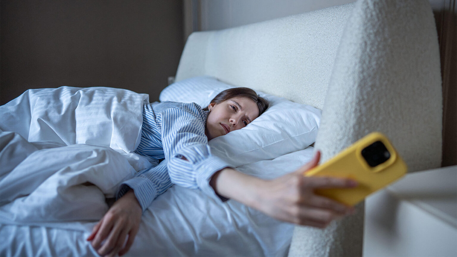 Chronically Short Sleep May Lead to Weight Gain in Adults With Heart Risks