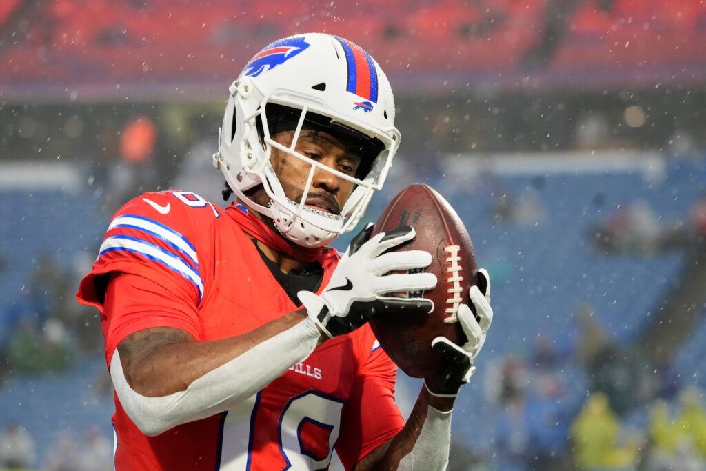 ‘Buffalo Is The Place I’d Love To Be’ — 62-TD Veteran WR Makes Free Agent Pitch For Bills Amid Interest From Contenders ‘Buffalo Is The Place I’d Love To Be’ — 62-TD Veteran WR Makes Free Agent Pitch For Bills Amid Interest From Contenders