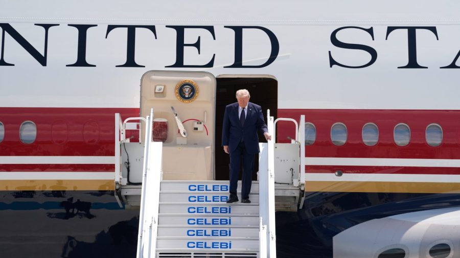 DOJ subpoenas New York Times journalists over Air Force One report DOJ subpoenas New York Times journalists over Air Force One report
