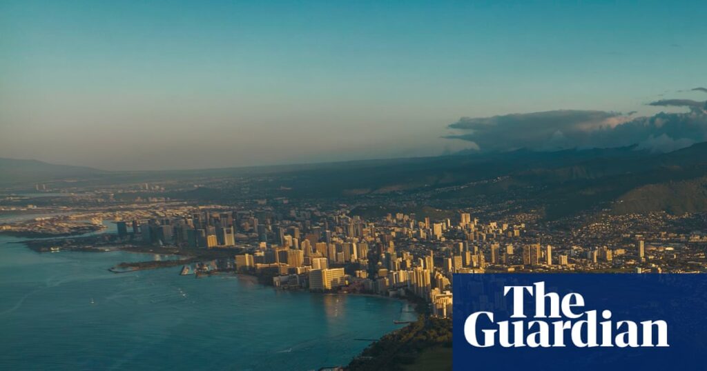 Female US rower completes historic solo journey from California to Hawaii Female US rower completes historic solo journey from California to Hawaii