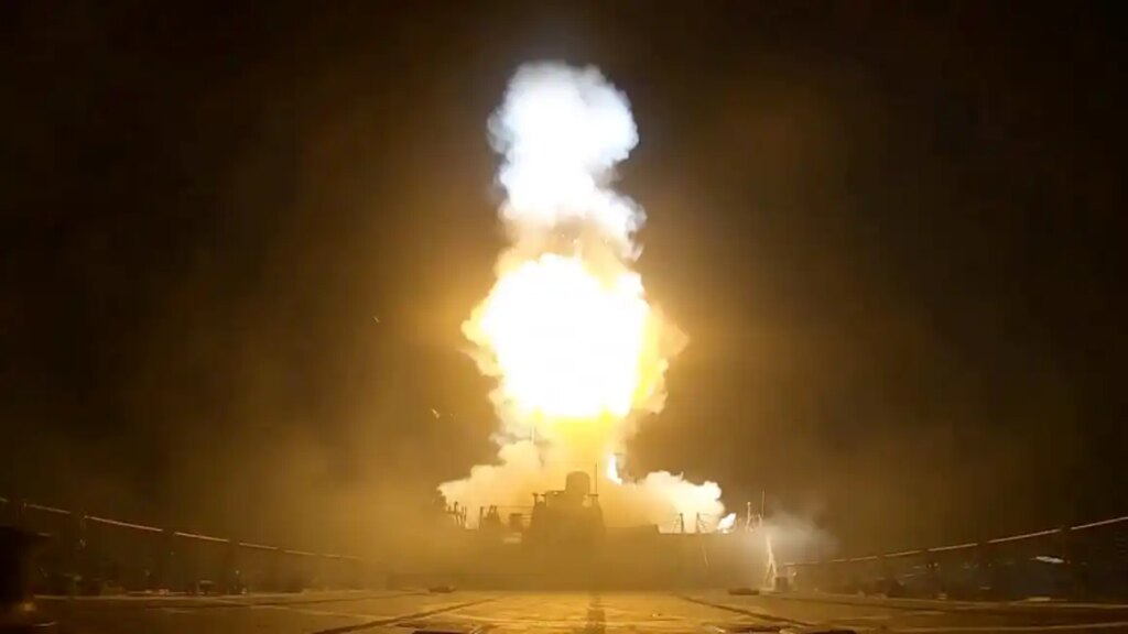 US launches new strikes on Iran in battle over Strait of Hormuz