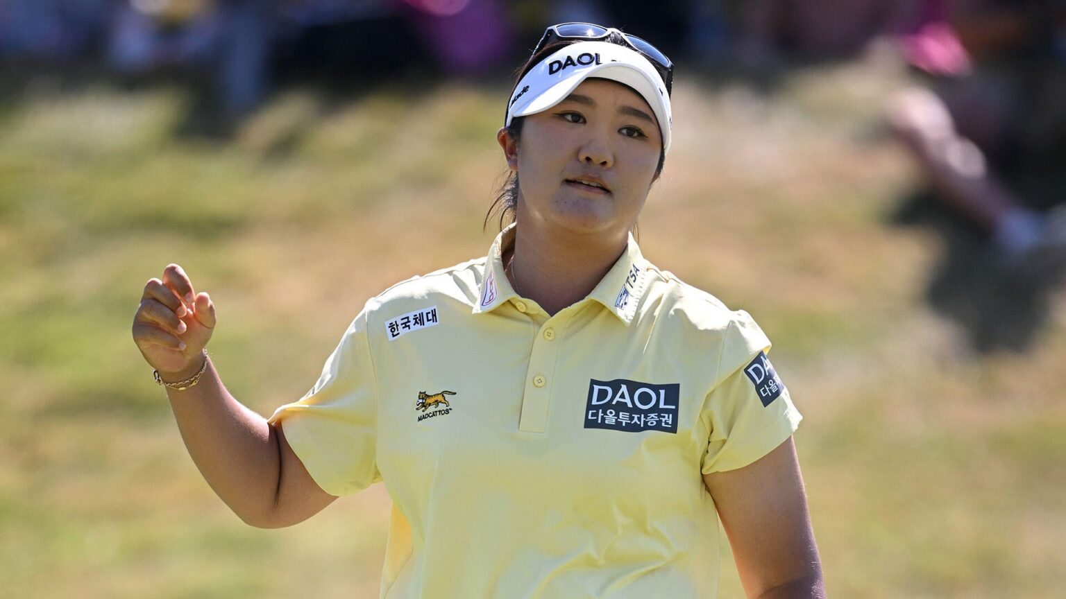 Haeran Ryu wins second straight LPGA major at Evian Championship, edging Brooke Henderson in playoff