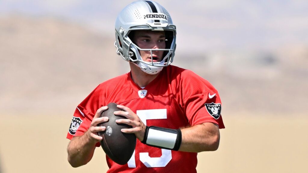 Super Bowl-winning head coach explains why Raiders should start Fernando Mendoza immediately Super Bowl-winning head coach explains why Raiders should start Fernando Mendoza immediately