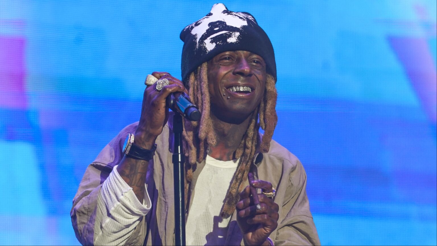 Social Media Users Speculate Whether Lil Wayne’s Cryptic Post Is About Jay-Z’s Anniversary Concert