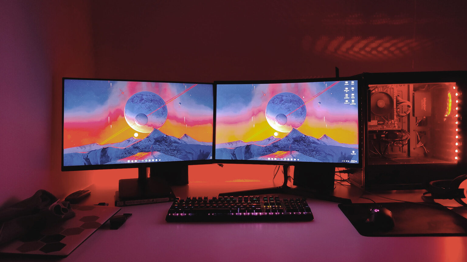 If you’re still on a single monitor, this is the best workflow upgrade you can make If you’re still on a single monitor, this is the best workflow upgrade you can make