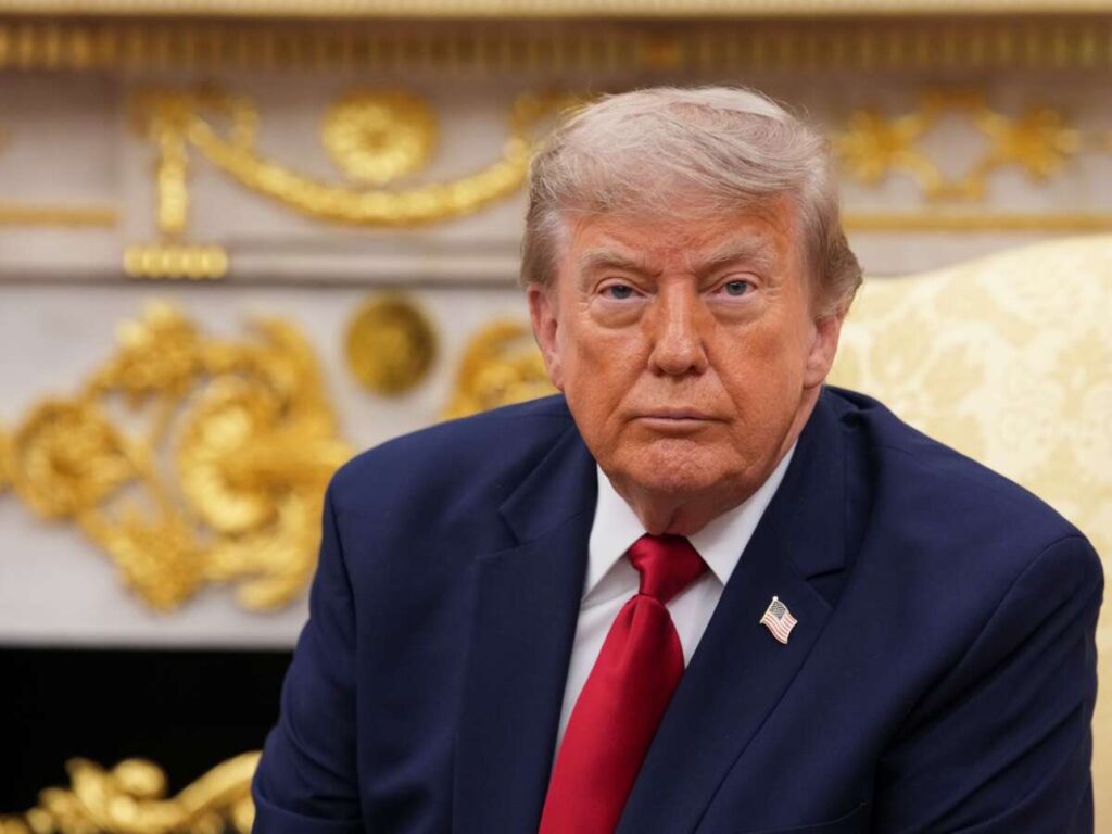 Day After Threat to Put Fees on Strait of Hormuz, Trump Says He Denounces Idea Day After Threat to Put Fees on Strait of Hormuz, Trump Says He Denounces Idea