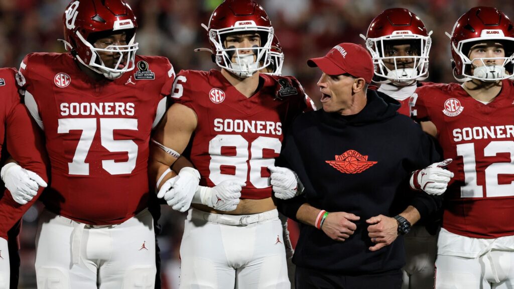 2026 College Football Hot Seat Rankings: How last year’s nine coaches with jobs on the line fared