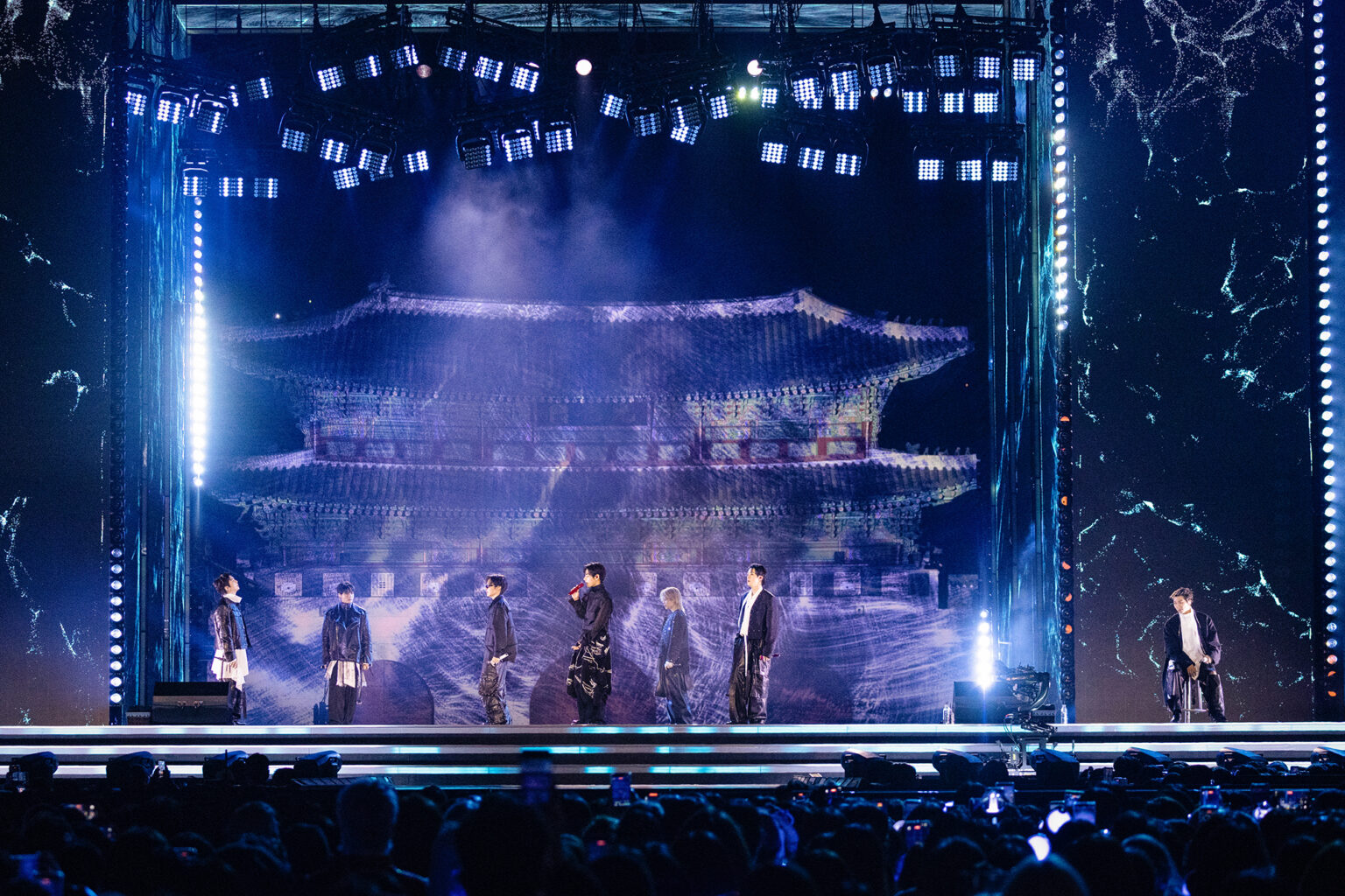Netflix To Ramp Up Live Programming As ‘BTS: The Comeback Live’ & ‘The Roast Of Kevin Hart’ Perform For Streamer, Drive Subscriber Numbers Netflix To Ramp Up Live Programming As ‘BTS: The Comeback Live’ & ‘The Roast Of Kevin Hart’ Perform For Streamer, Drive Subscriber Numbers