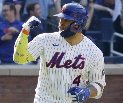 Watch: Francisco Alvarez hits two homers to lead Mets past Phillies Watch: Francisco Alvarez hits two homers to lead Mets past Phillies