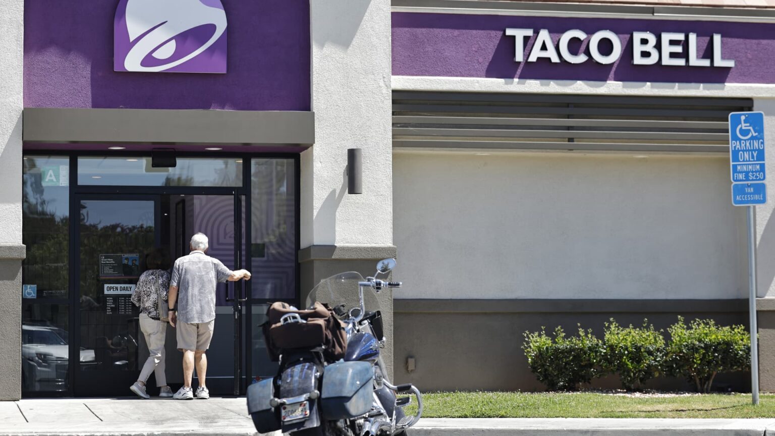 Taco Bell says it has removed lettuce linked to cyclosporiasis outbreak from its restaurants Taco Bell says it has removed lettuce linked to cyclosporiasis outbreak from its restaurants
