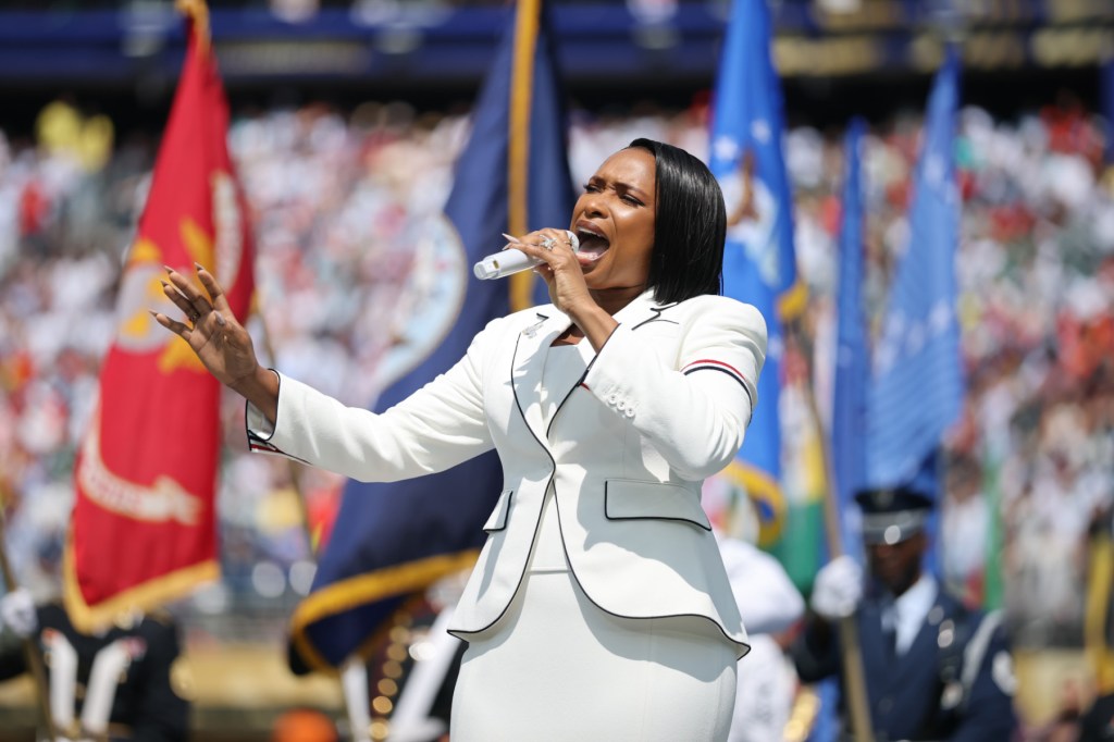 Jennifer Hudson Sings National Anthem, Robbie Williams & More Lead 2026 World Cup Closing Ceremony Jennifer Hudson Sings National Anthem, Robbie Williams & More Lead 2026 World Cup Closing Ceremony
