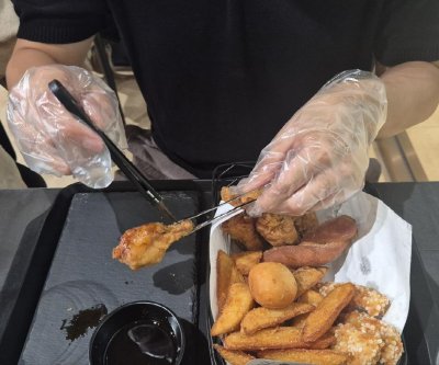 Inside Kyochon’s 72-brushstroke chicken method Inside Kyochon’s 72-brushstroke chicken method