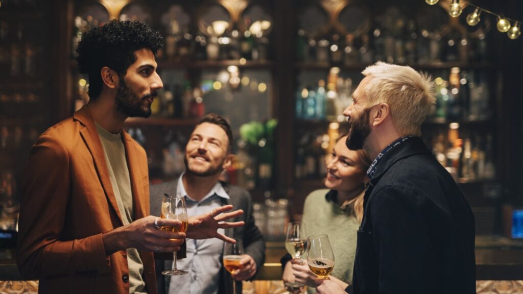 Samsungs Galaxy Fold-inspired pub is coming to London — what to expect Samsungs Galaxy Fold-inspired pub is coming to London — what to expect