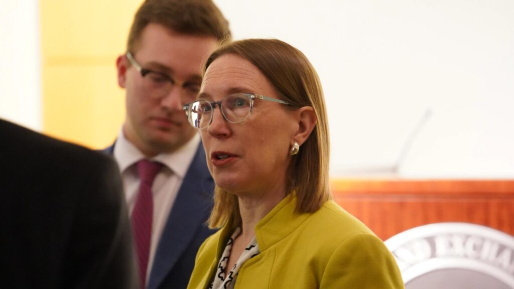 SEC’s Peirce warns some DeFi vaults, onchain lending may fall under securities laws