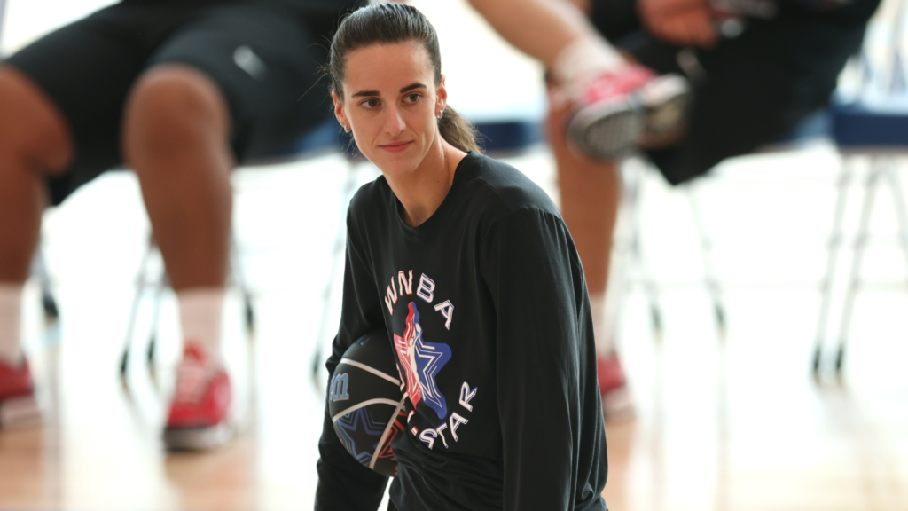 Caitlin Clark weighs in on recent WNBA controversies as Barack Obama tells her to block out the ‘nonsense’ Caitlin Clark weighs in on recent WNBA controversies as Barack Obama tells her to block out the ‘nonsense’