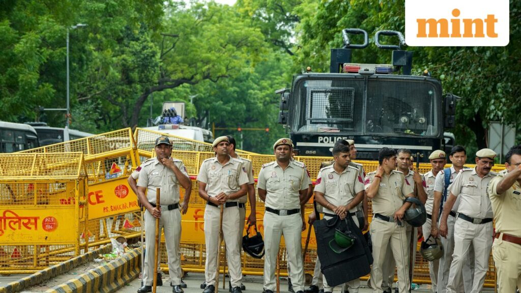 CJP Protest: Surveillance notice sent to Jantar Mantar demonstrators? Delhi Police say it’s ‘fake and misleading’ CJP Protest: Surveillance notice sent to Jantar Mantar demonstrators? Delhi Police say it’s ‘fake and misleading’