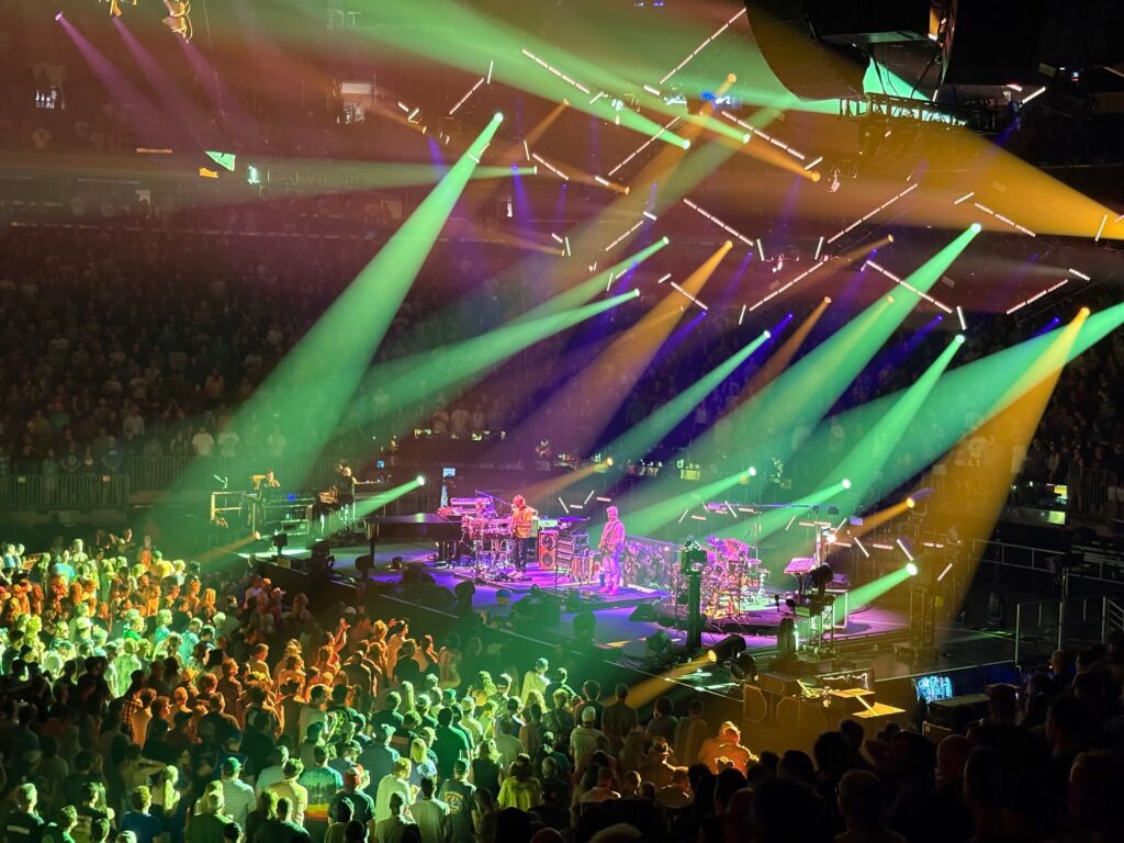 Phish in 5 at Madison Square Garden: A Long Lost Fan Rediscovers the Joy That Makes Phish a Billion-Dollar Act