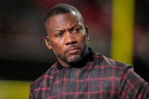 ‘I’m Getting Mad at How They Played With That Man’ — Cam Newton Rants Against LeSean McCoy’s Take on Ryan Clark’s Tearful ESPN Exit ‘I’m Getting Mad at How They Played With That Man’ — Cam Newton Rants Against LeSean McCoy’s Take on Ryan Clark’s Tearful ESPN Exit