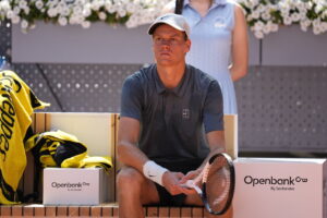 Jannik Sinner Battles Extreme Conditions Ahead of US Open After Last Year’s Mishap Jannik Sinner Battles Extreme Conditions Ahead of US Open After Last Year’s Mishap