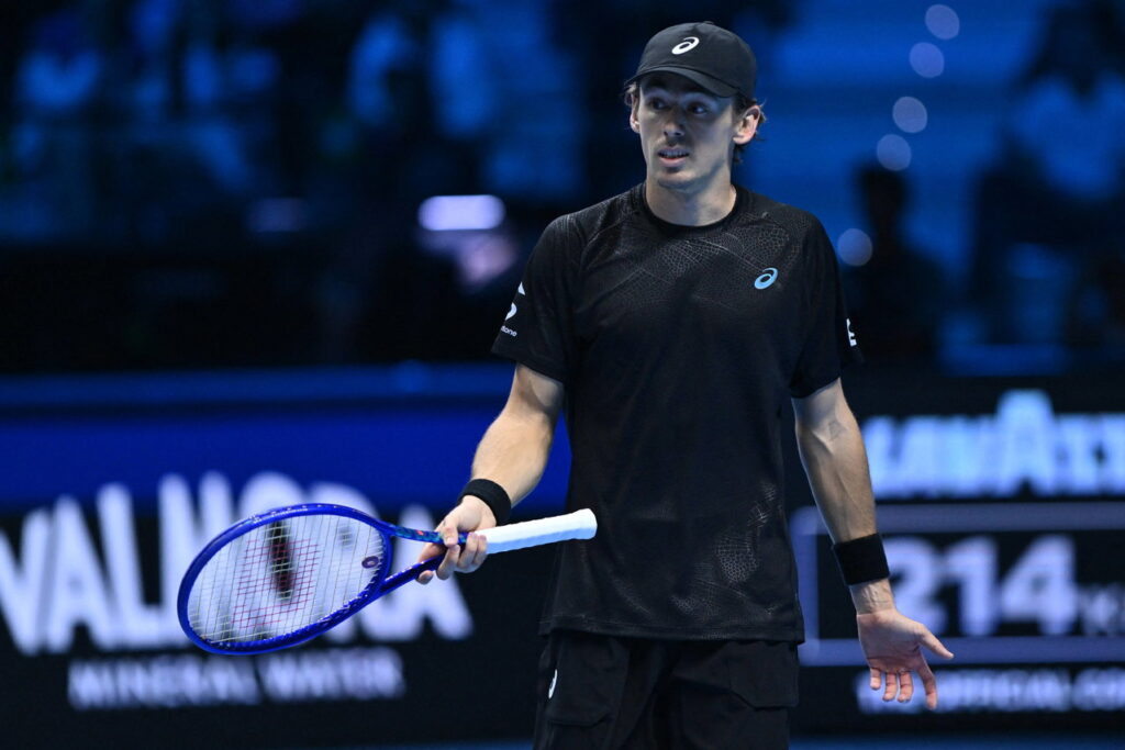 Alex de Minaur Delivers Special Message to Cruz Hewitt at Net After DC Open Win Alex de Minaur Delivers Special Message to Cruz Hewitt at Net After DC Open Win