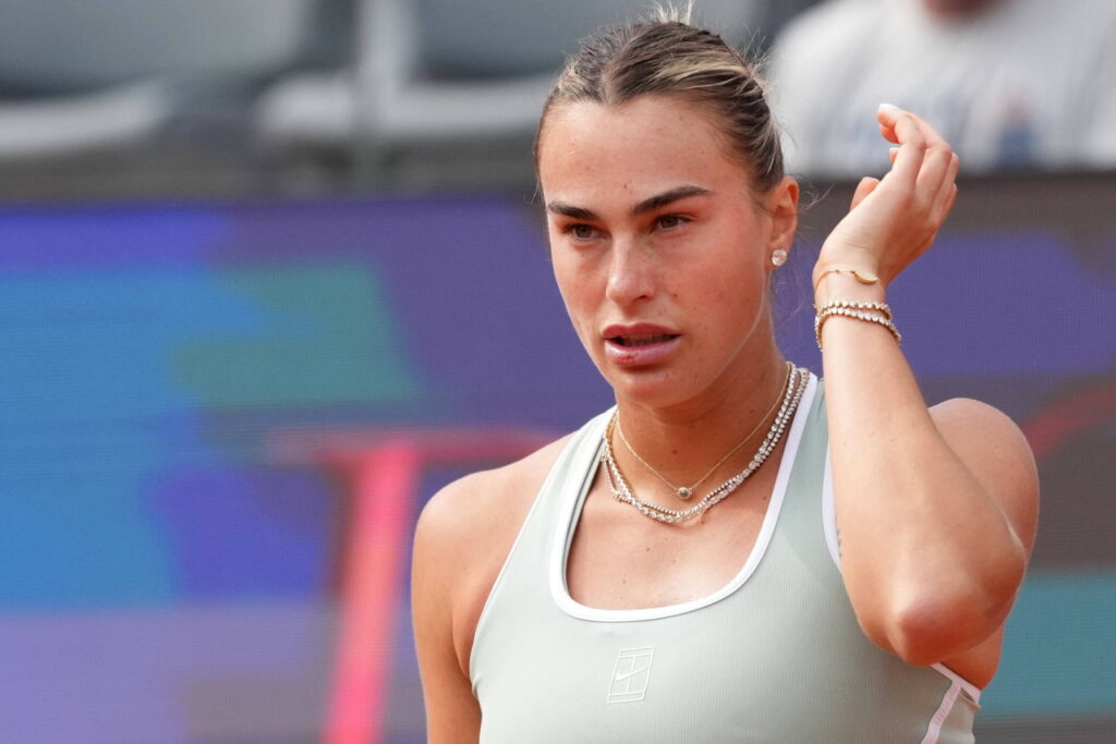Tennis Fans Criticize Nike Over Aryna Sabalenka’s US Open Kit Tennis Fans Criticize Nike Over Aryna Sabalenka’s US Open Kit